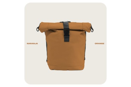 Mochila Voyan TUN Naranja | PVC Engomado y Enrollable 2